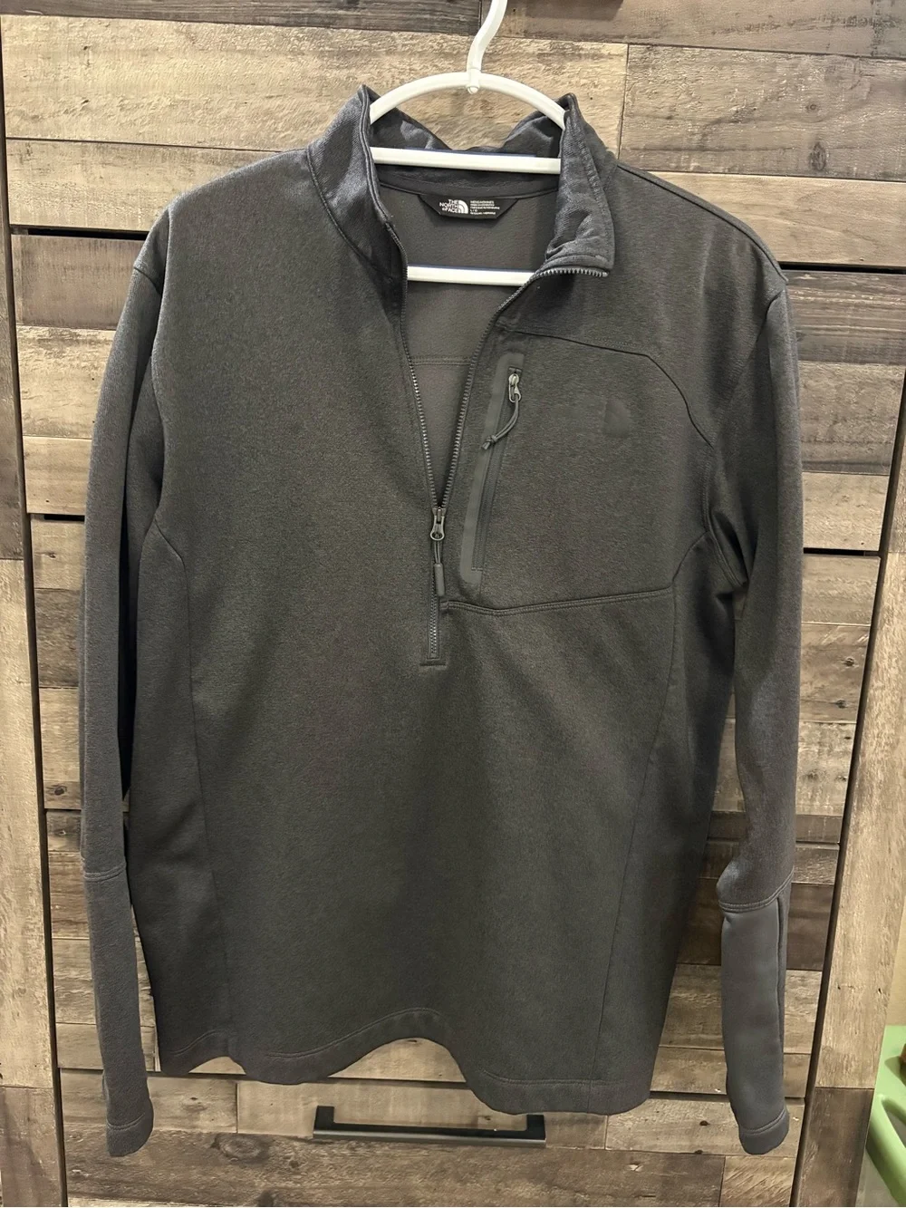 The North Face Men's Charcoal Quarter-Zip Pullover